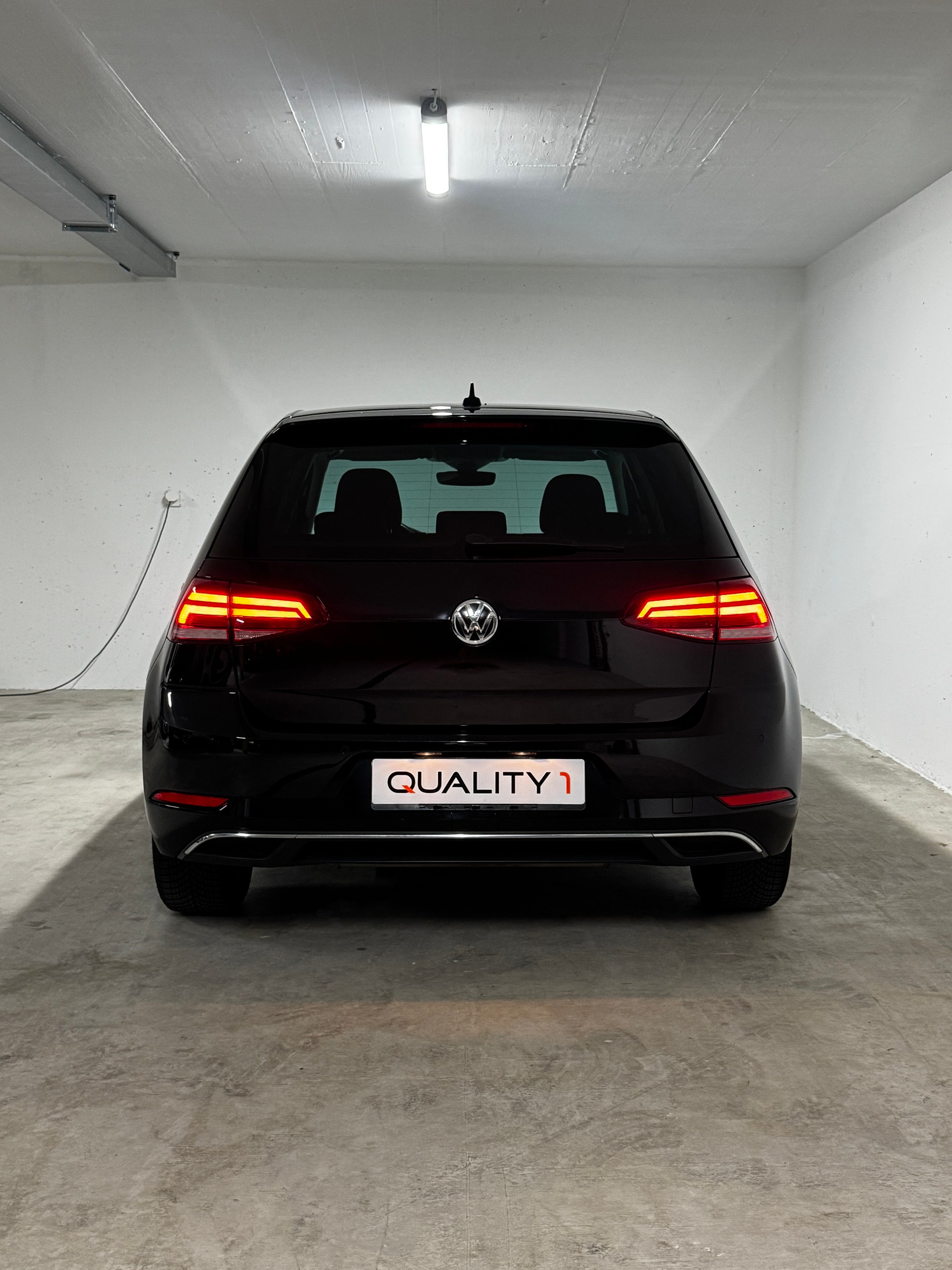 VW Golf 2.0 TDI Comfortline DSG-image-3
