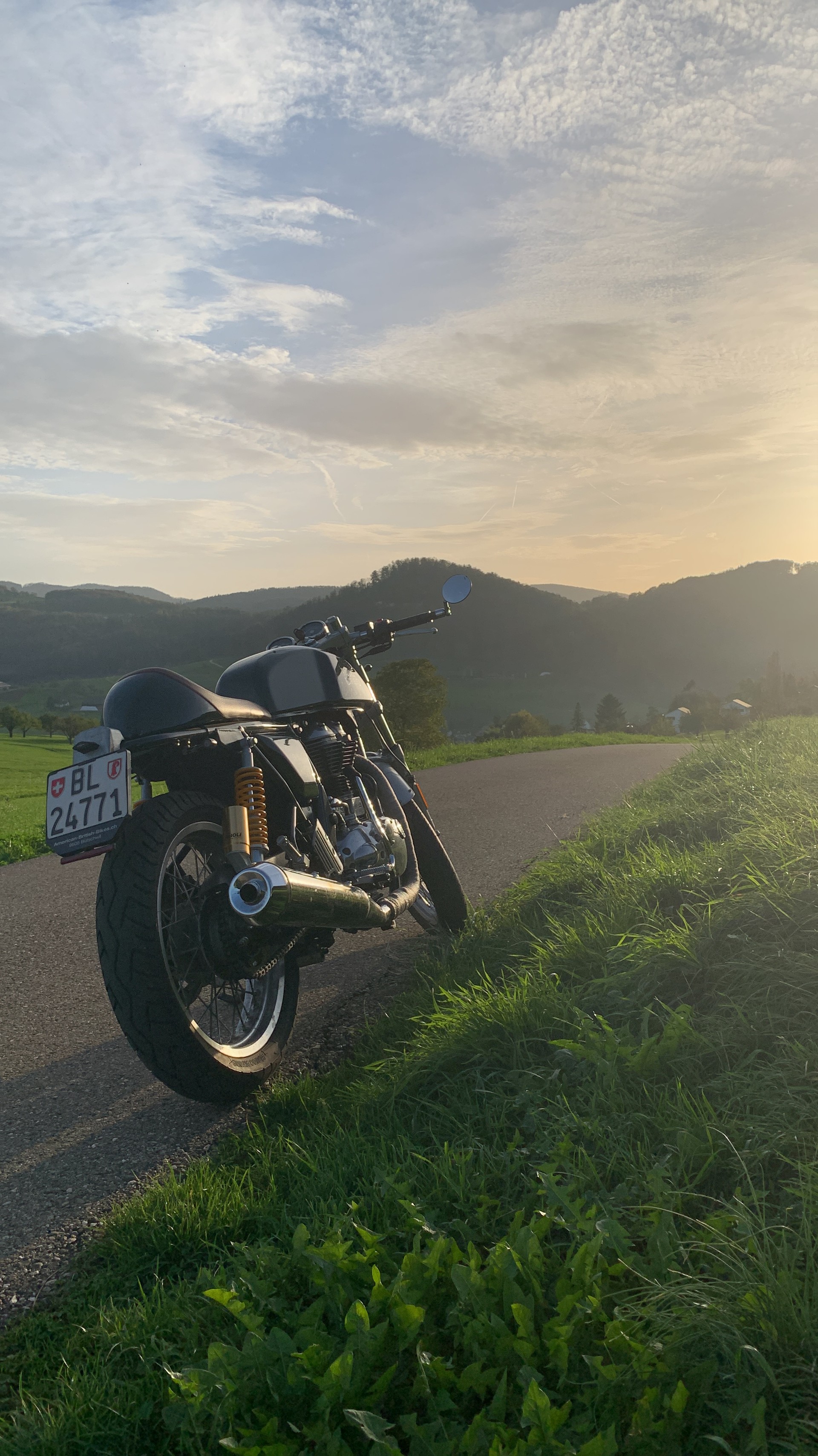 ROYAL ENFIELD Continental GT 535-image-2