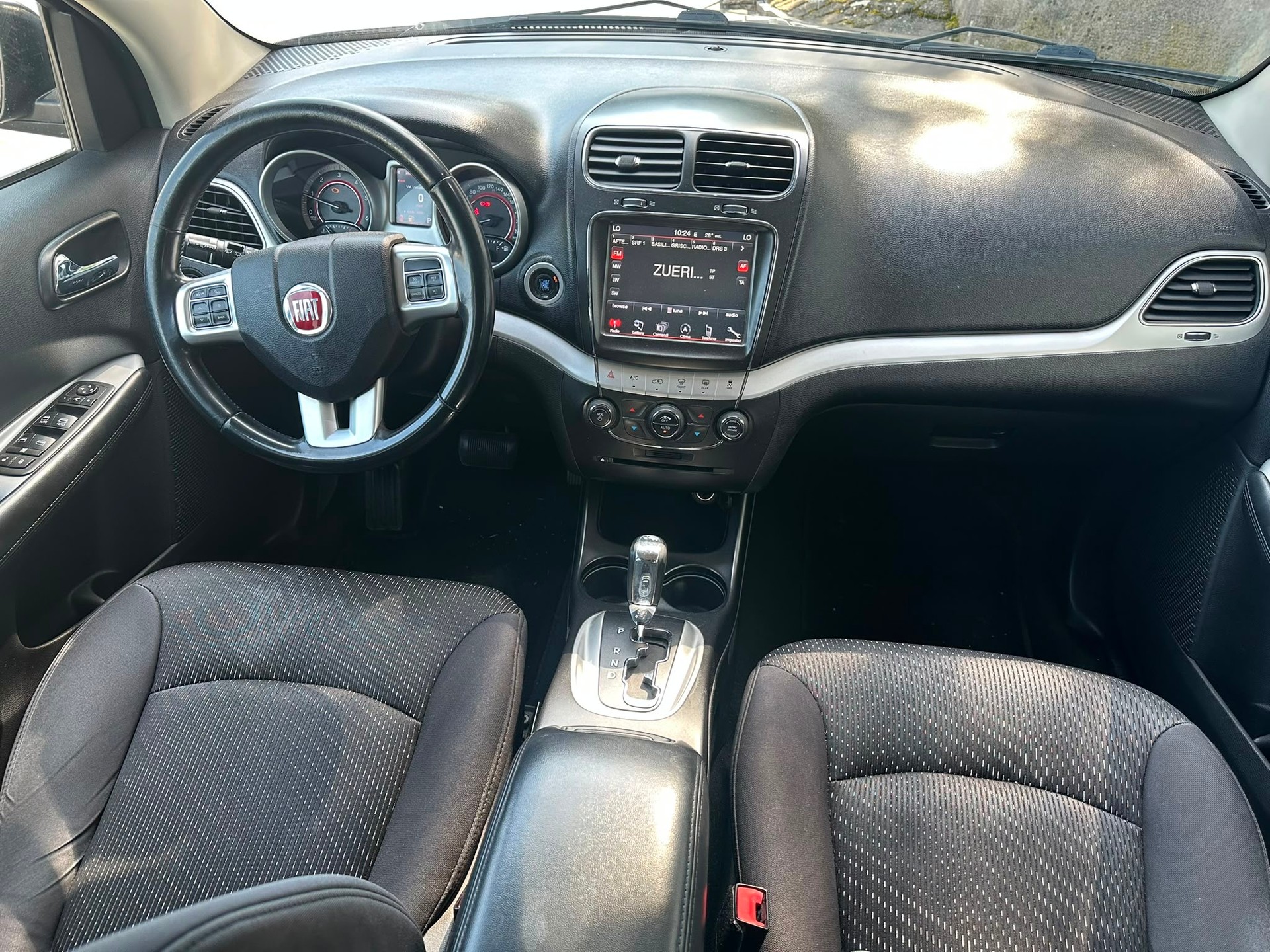 FIAT Freemont 2.0 MJ Lounge AWD Automat-image-6