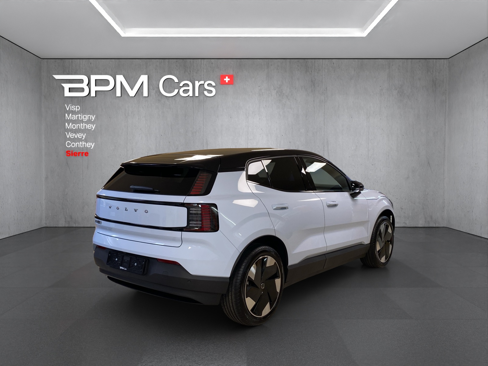 VOLVO EX30 P8 69 kWh AWD Ultra-showroom-element-3