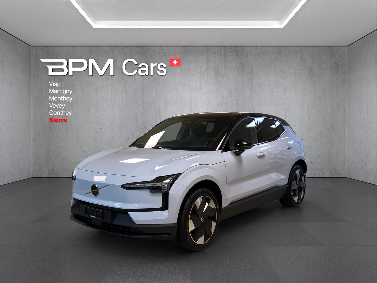 VOLVO EX30 P8 69 kWh AWD Ultra