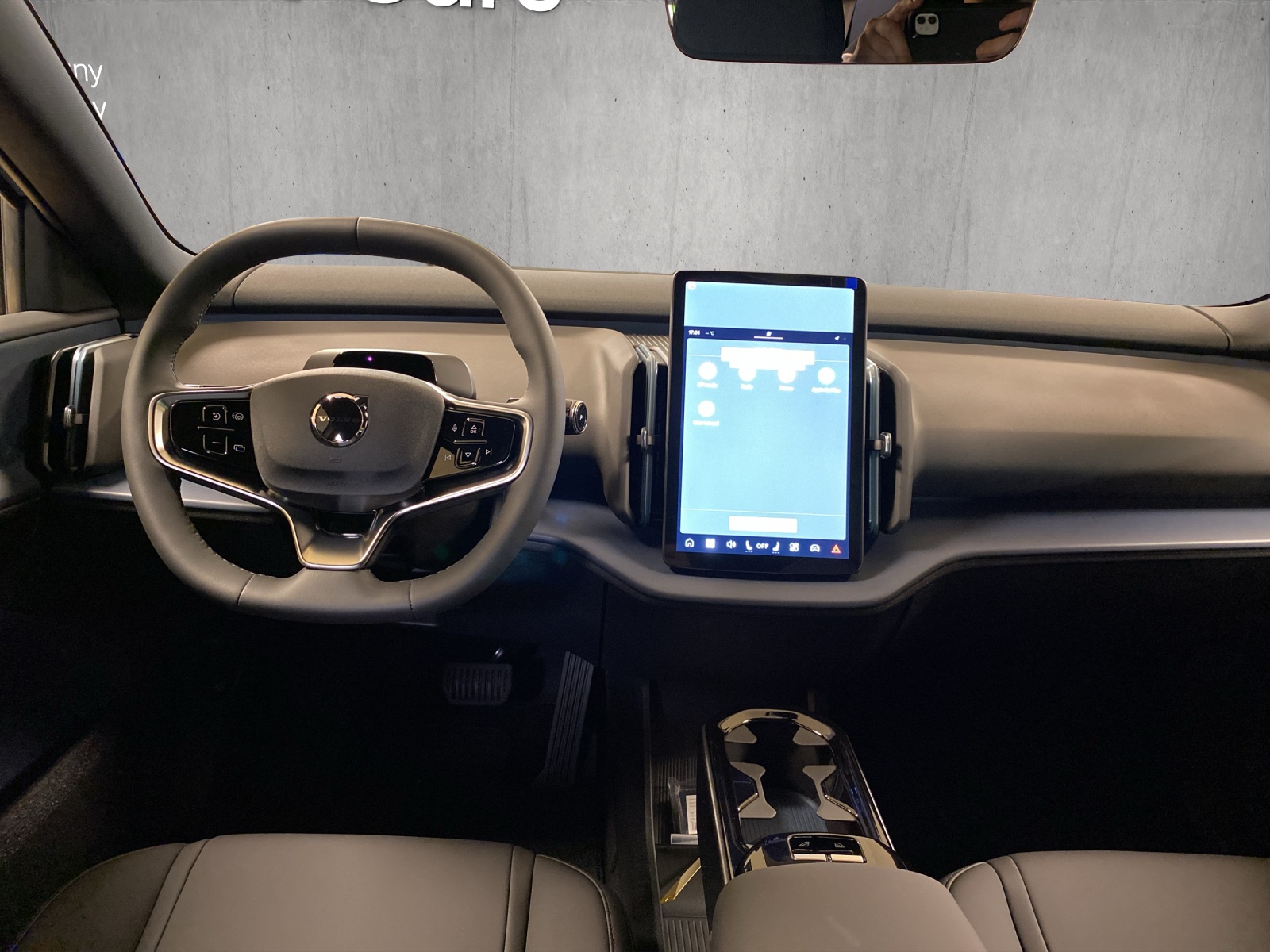 VOLVO EX30 P8 69 kWh AWD Ultra-image-11