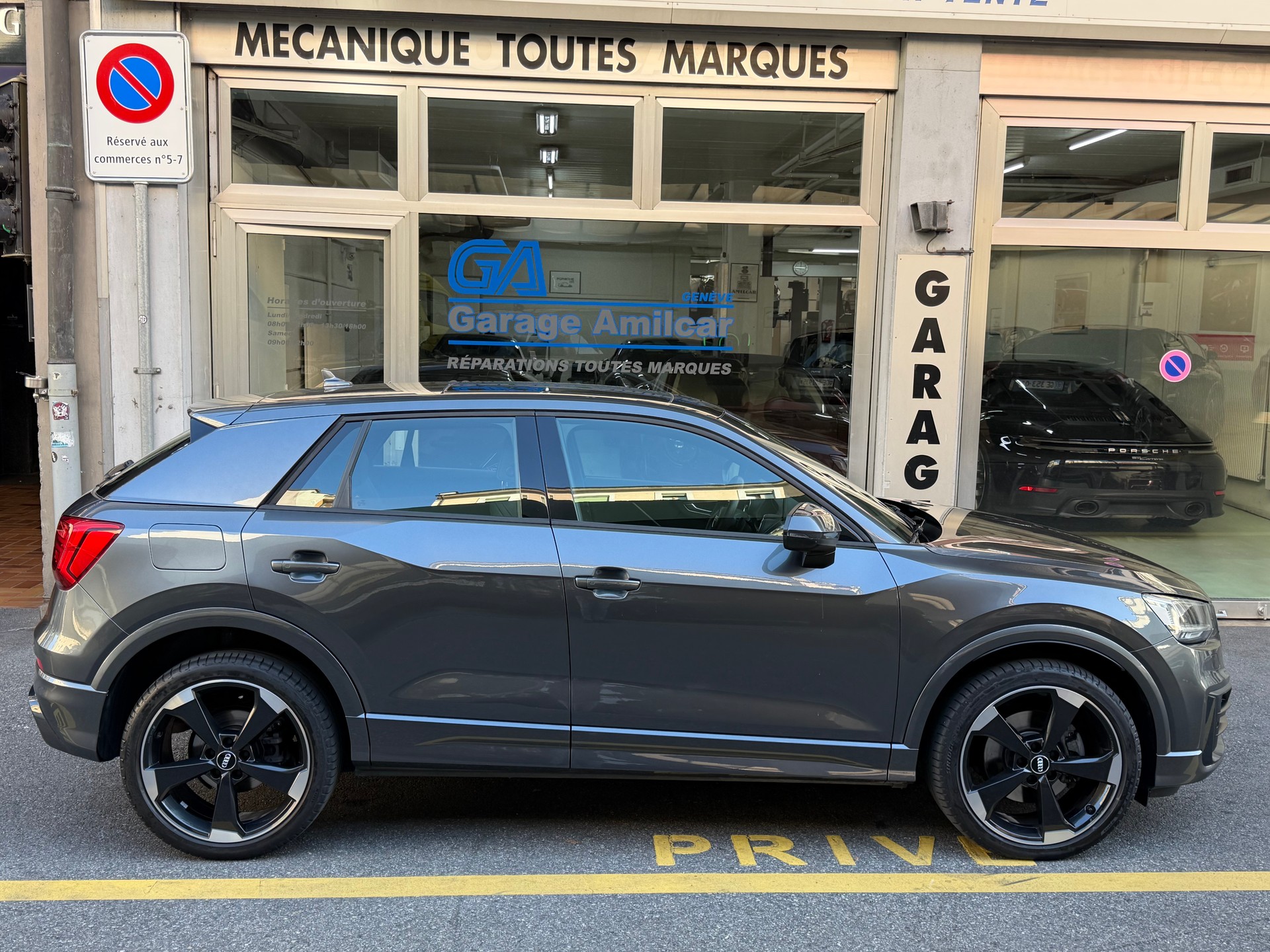 AUDI Q2 2.0 TFSI quattro S-tronic-image-14