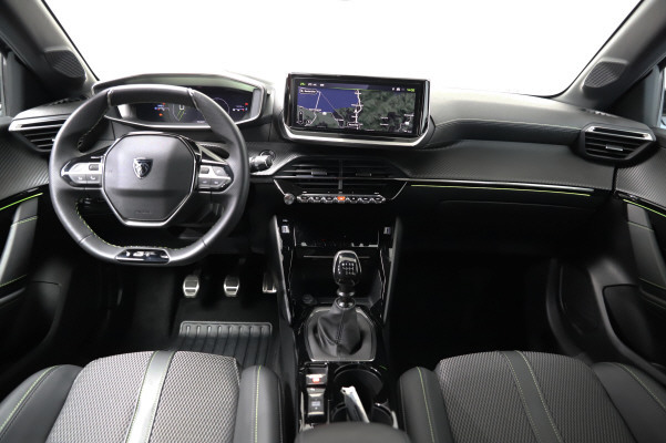 PEUGEOT 208 1.2 PureTech GT-image-9
