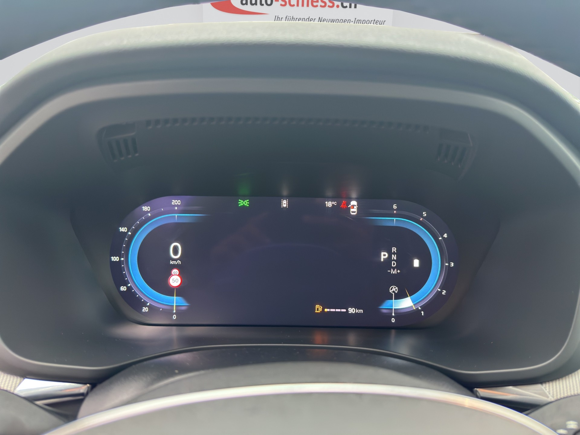 VOLVO XC60 B4 Diesel Mild Hybrid AWD Plus Dark Geartronic-image-12