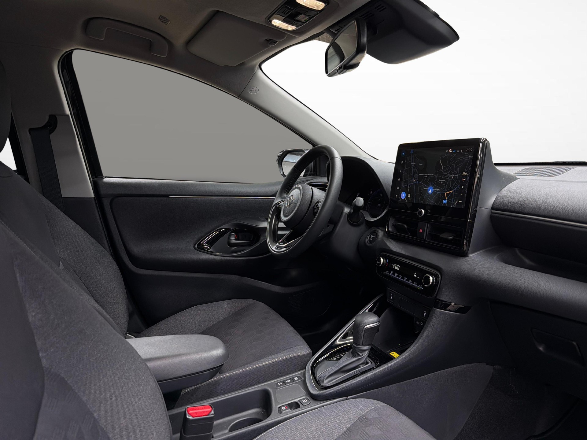 TOYOTA Yaris 1.5 VVT-i HSD Trend-image-9