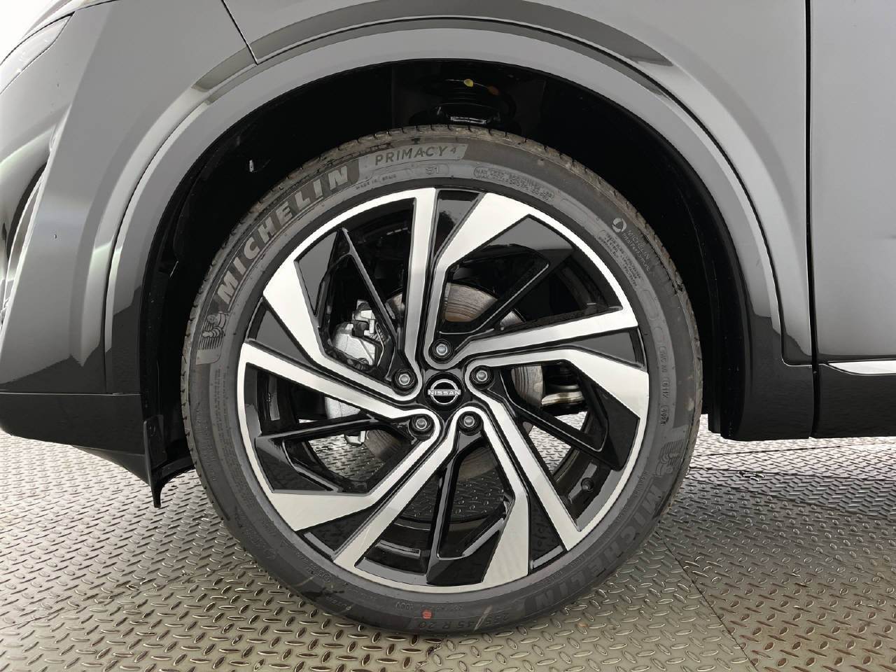 NISSAN Qashqai 1.3 DIG-T Tekna+ 4x4-image-5