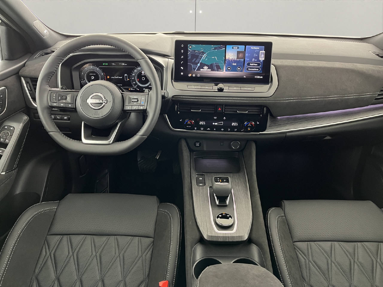 NISSAN Qashqai 1.3 DIG-T Tekna+ 4x4-image-8