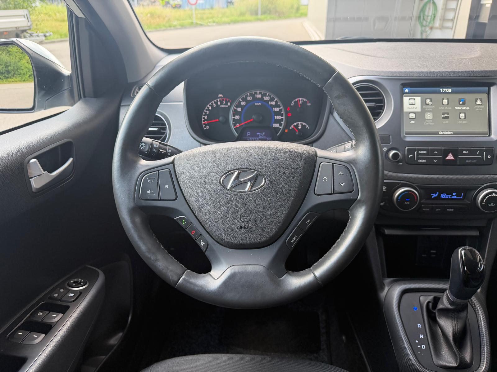 HYUNDAI i10 1.2 Vertex Automatic-image-11
