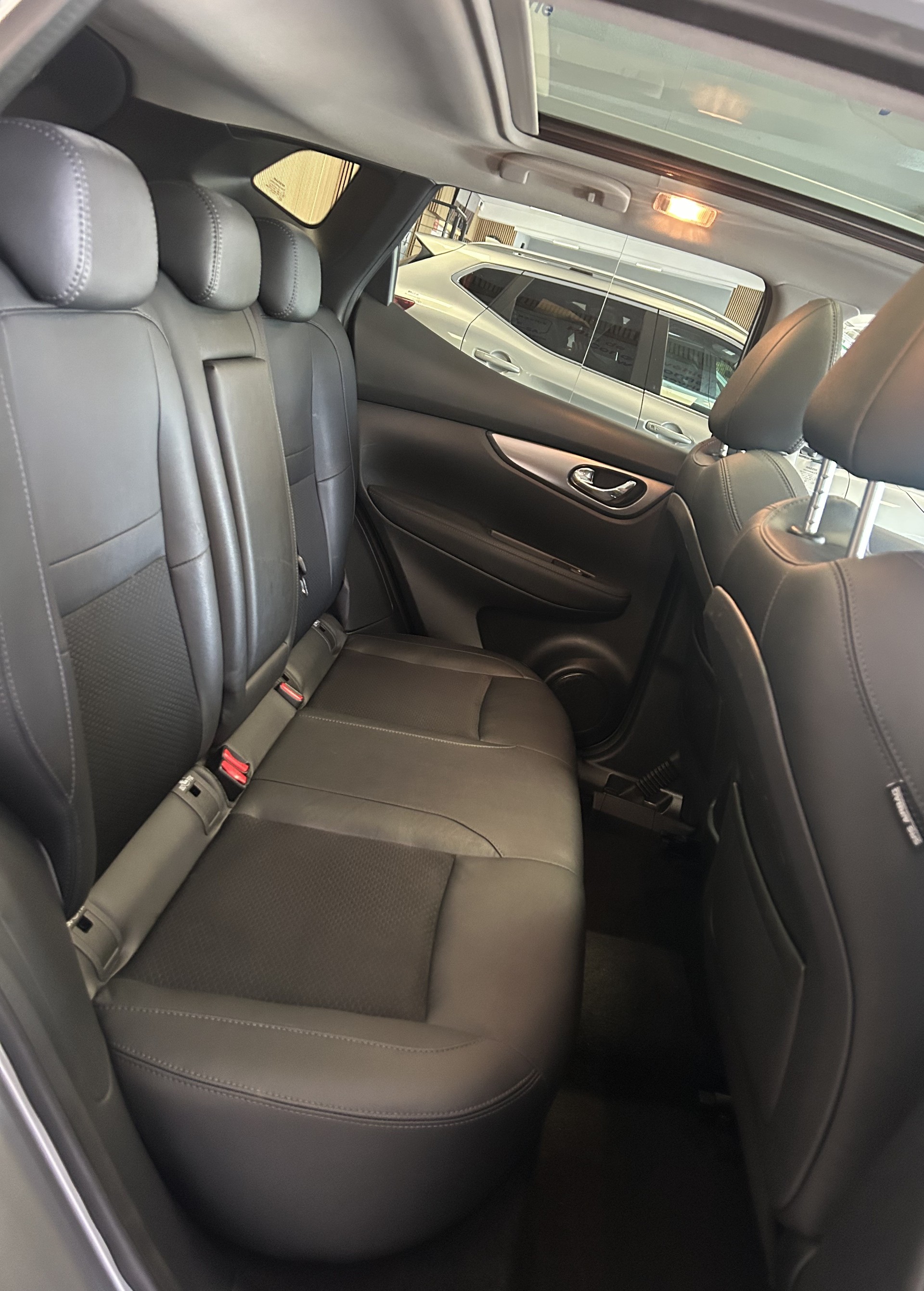 NISSAN Qashqai 1.2 DIG-T Tekna-image-15