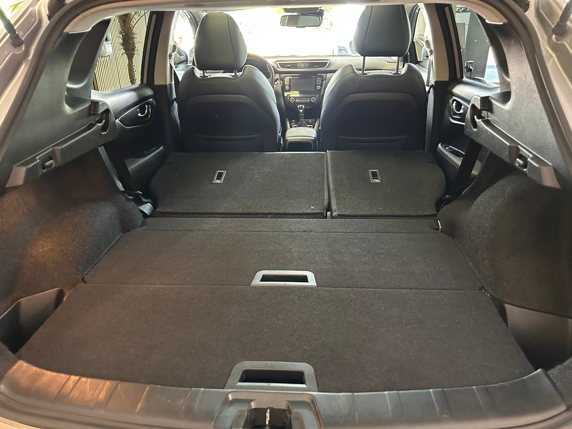 NISSAN Qashqai 1.2 DIG-T Tekna-image-19
