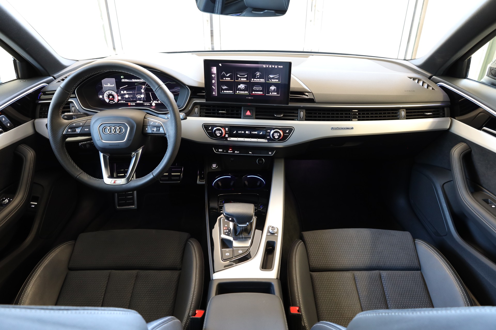 AUDI A4 Avant 40 TDI S line quattro S-tronic-image-9