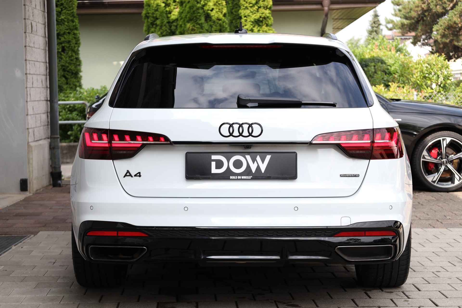 AUDI A4 Avant 40 TDI S line quattro S-tronic-image-6