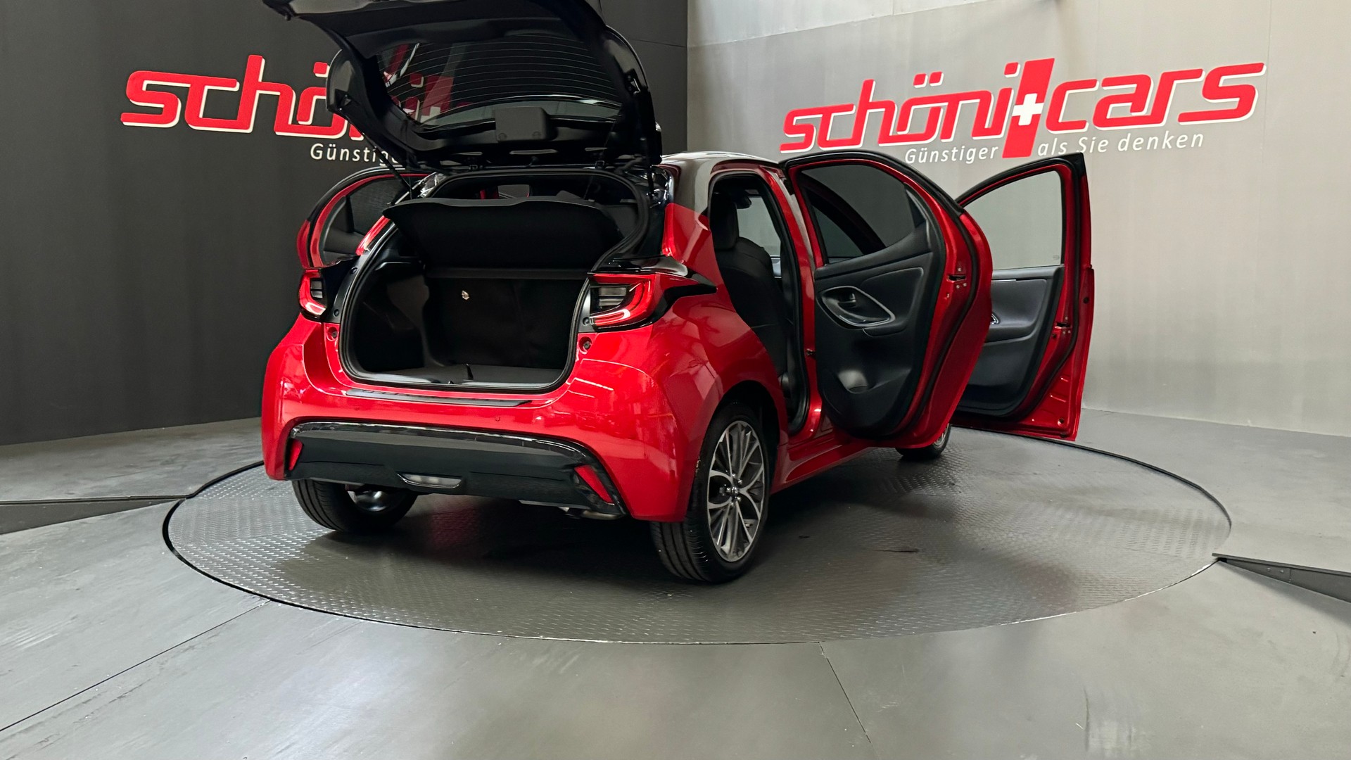 TOYOTA Yaris 1.5 Premium e-CVT-image-5