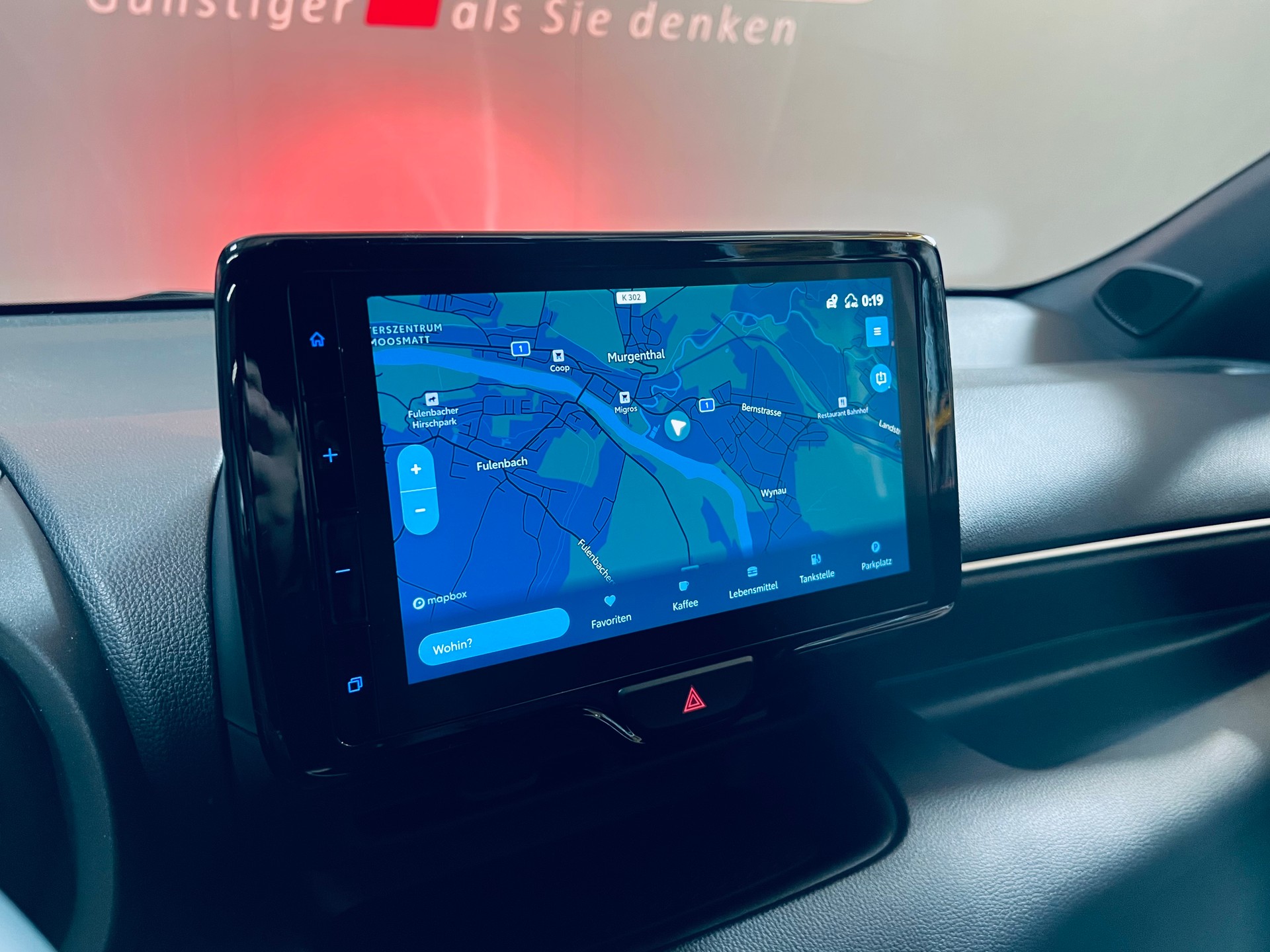 TOYOTA Yaris 1.5 Premium e-CVT-image-21