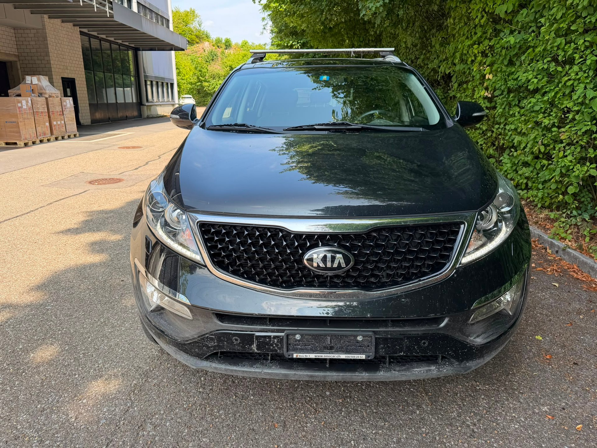 KIA Sportage 2.0 CRDi Style 4WD Automatic-image-1