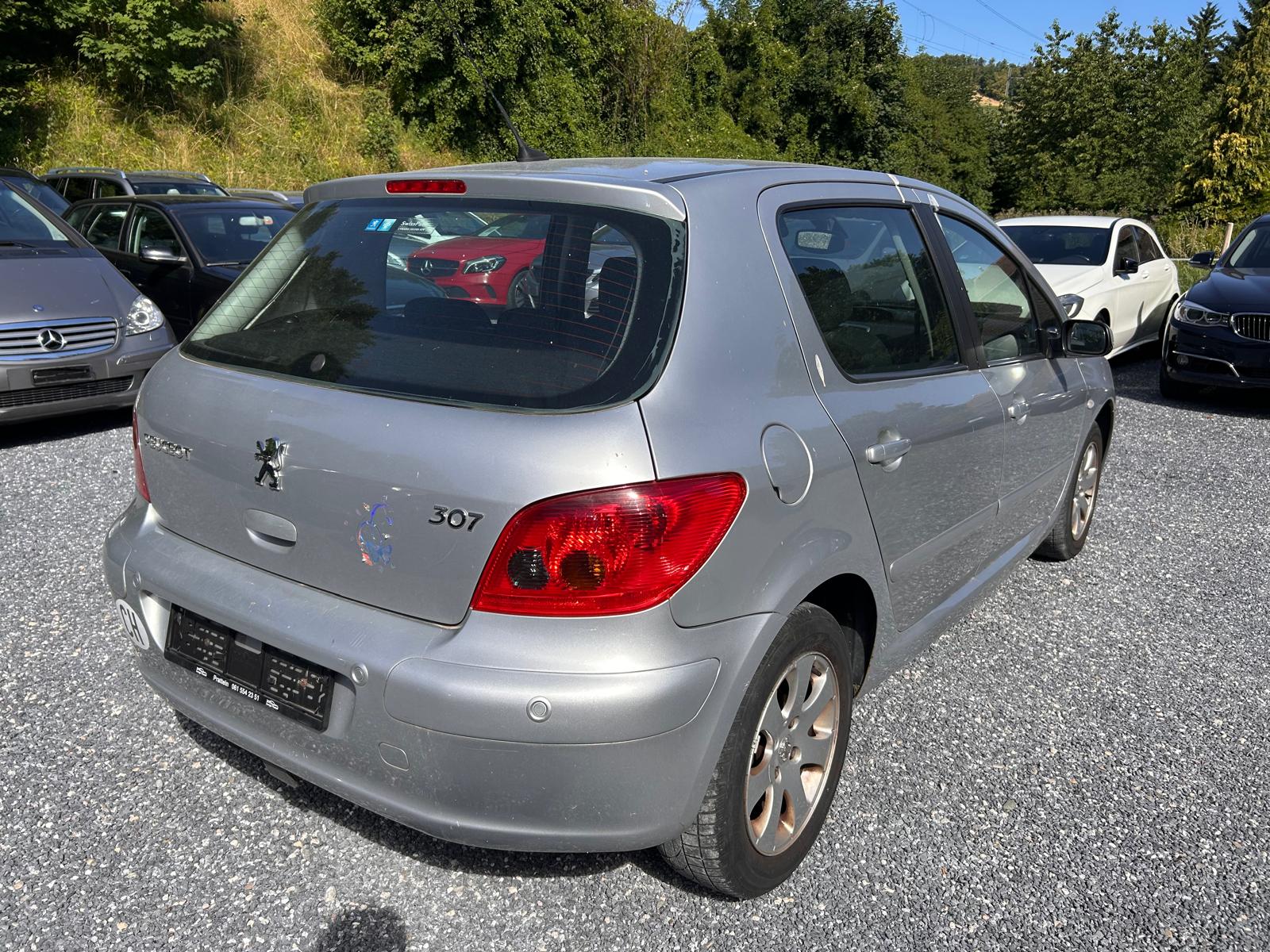 PEUGEOT 307 2.0 16V XS-image-2