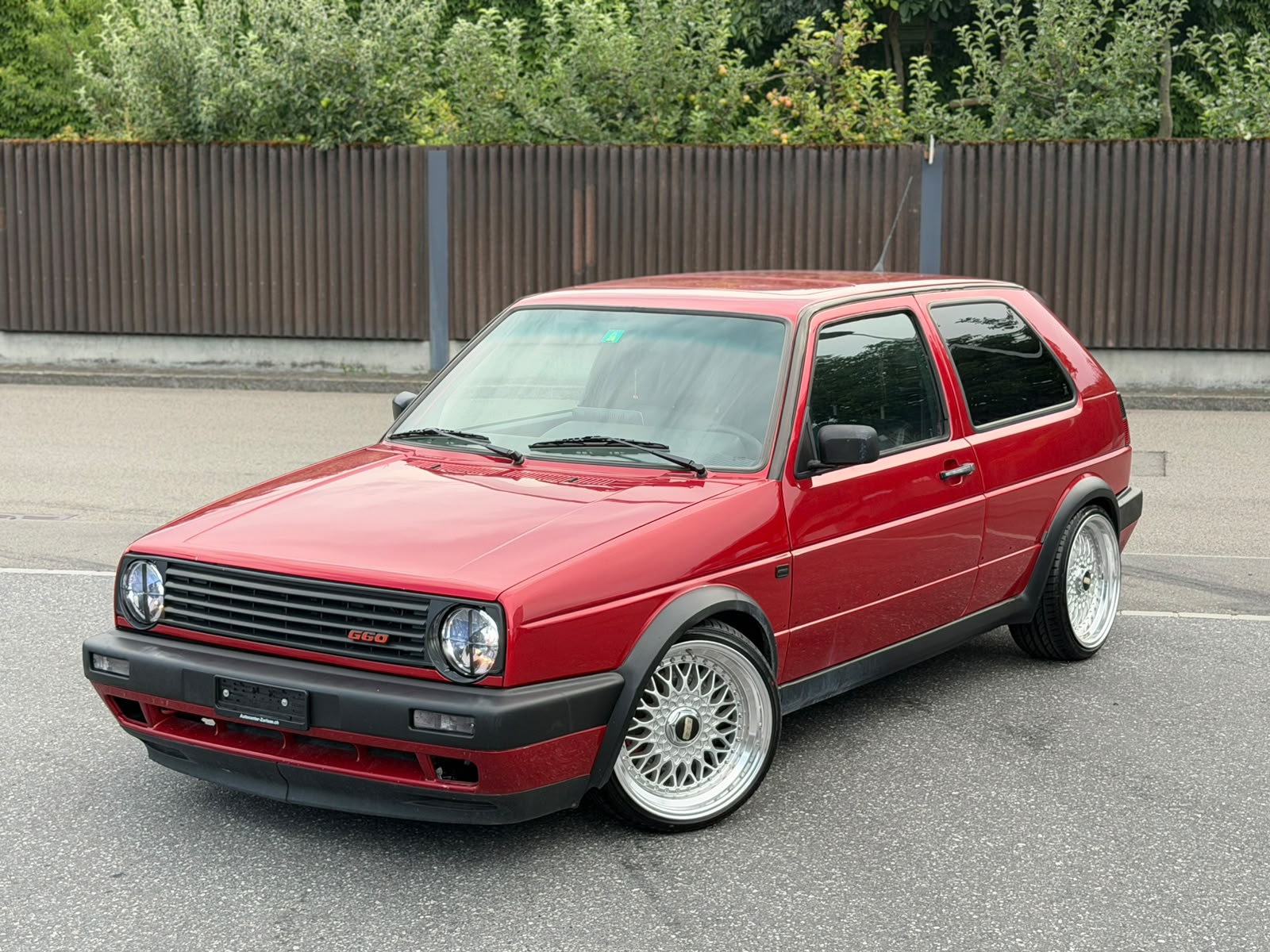 VW Golf 1800 GTI G60 Red&Black Edition-image-1