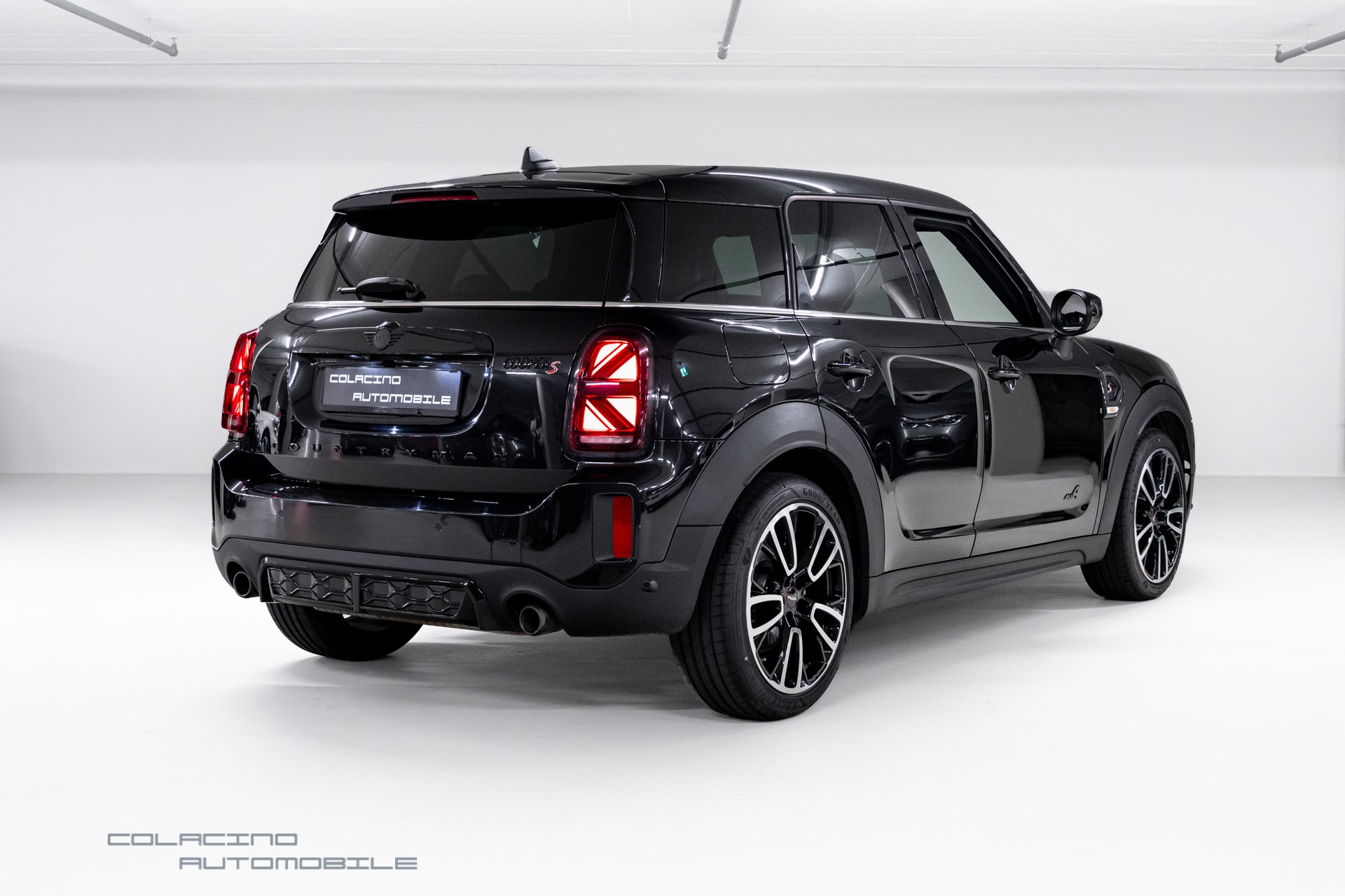 MINI Countryman Cooper S ALL4 Steptronic-image-1