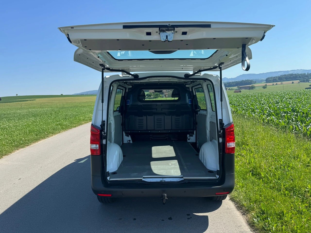MERCEDES-BENZ Vito 114 CDI 9G-Tronic 4x4 mit Anhängerkupplung-image-5