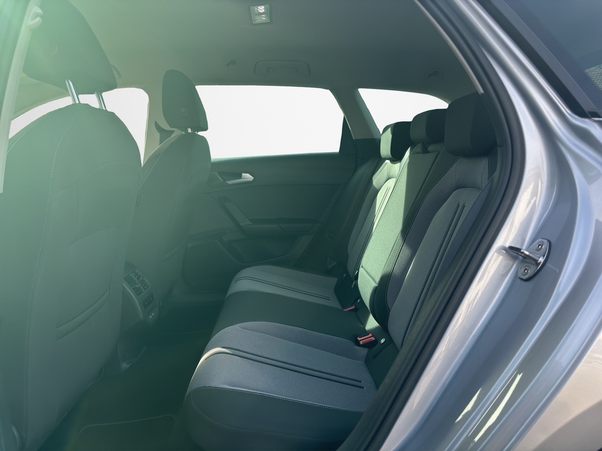 SEAT Leon ST 2.0 TDI EVO DSG Style-image-7