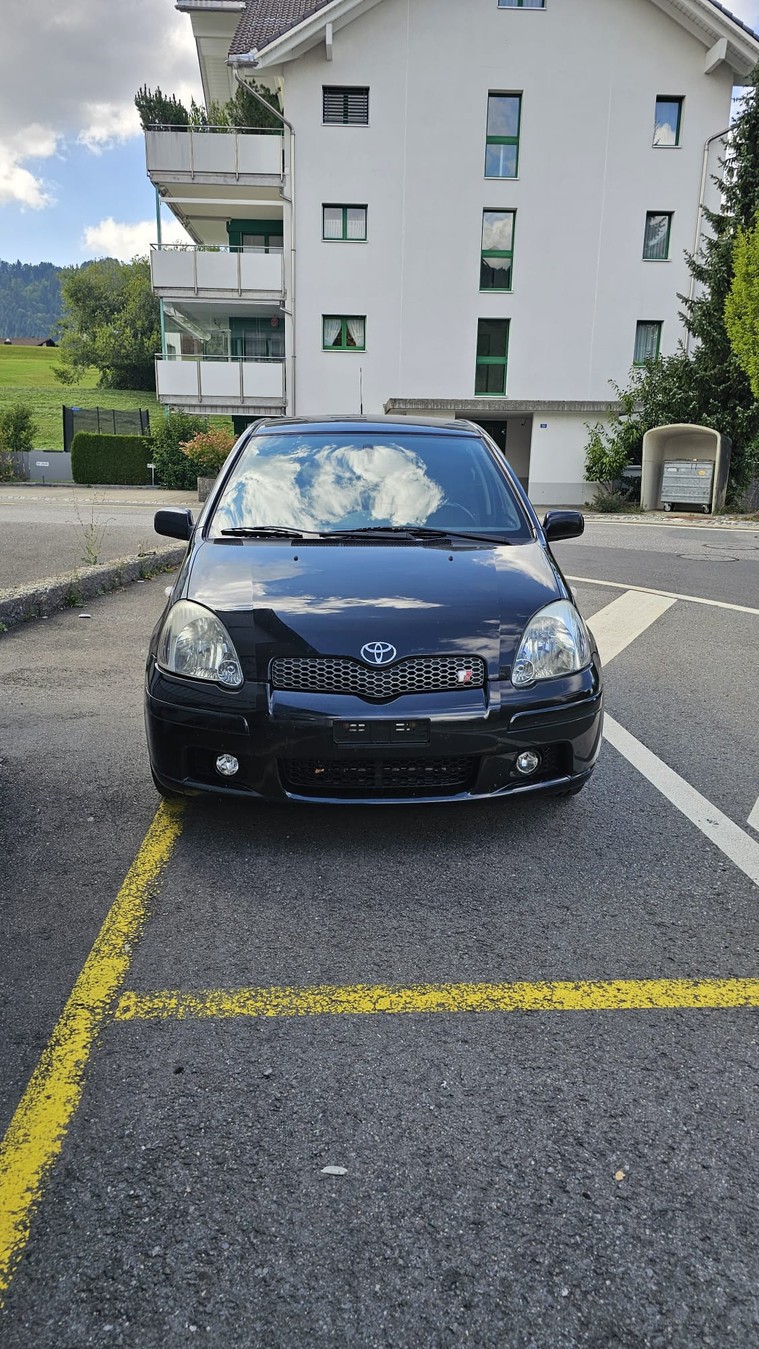 TOYOTA Yaris 1.5 TS-image-3