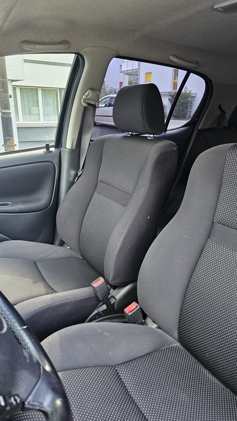 TOYOTA Yaris 1.5 TS-image-7
