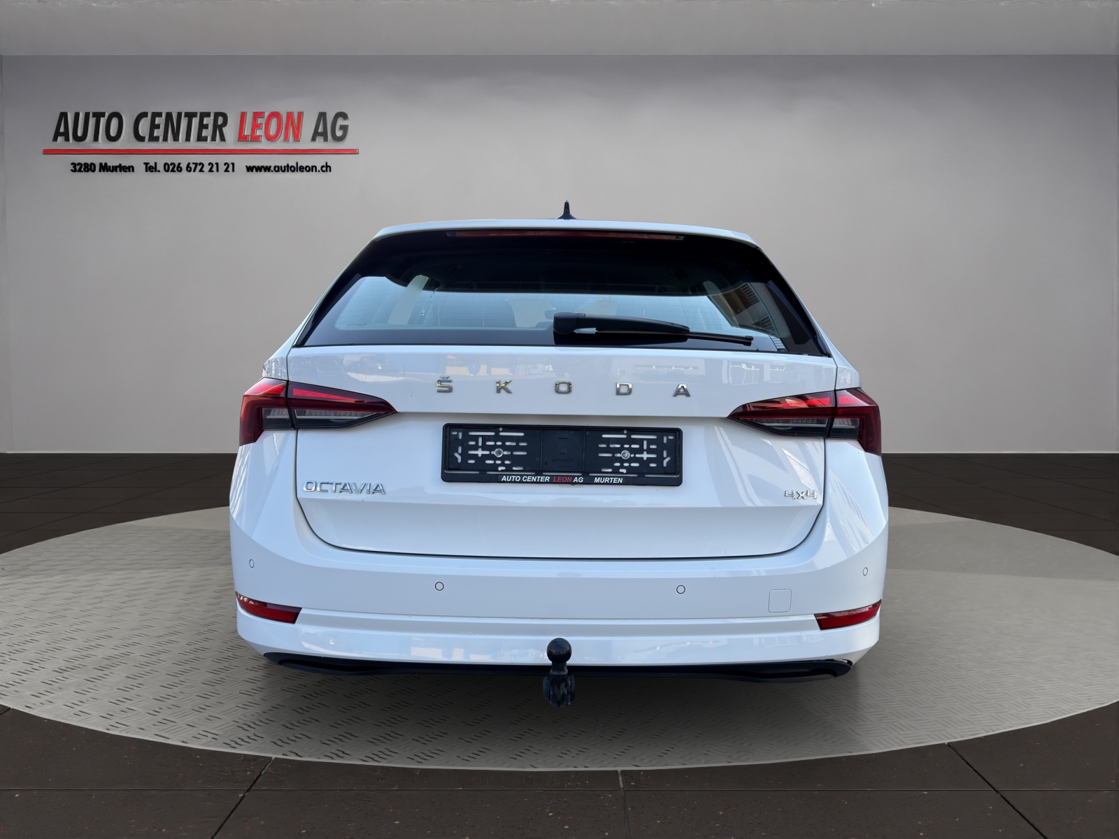 SKODA Octavia Combi 2.0 TDI DSG Ambition 4x4-image-4