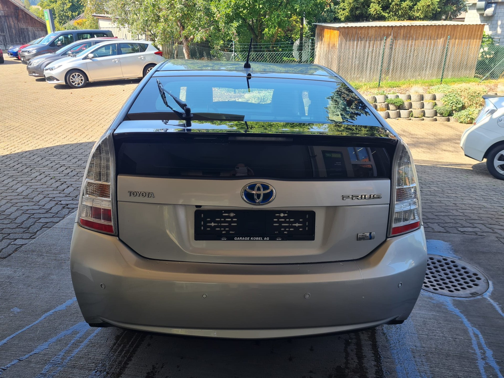 TOYOTA Prius 1.8 16V HSD Sol Premium-image-3