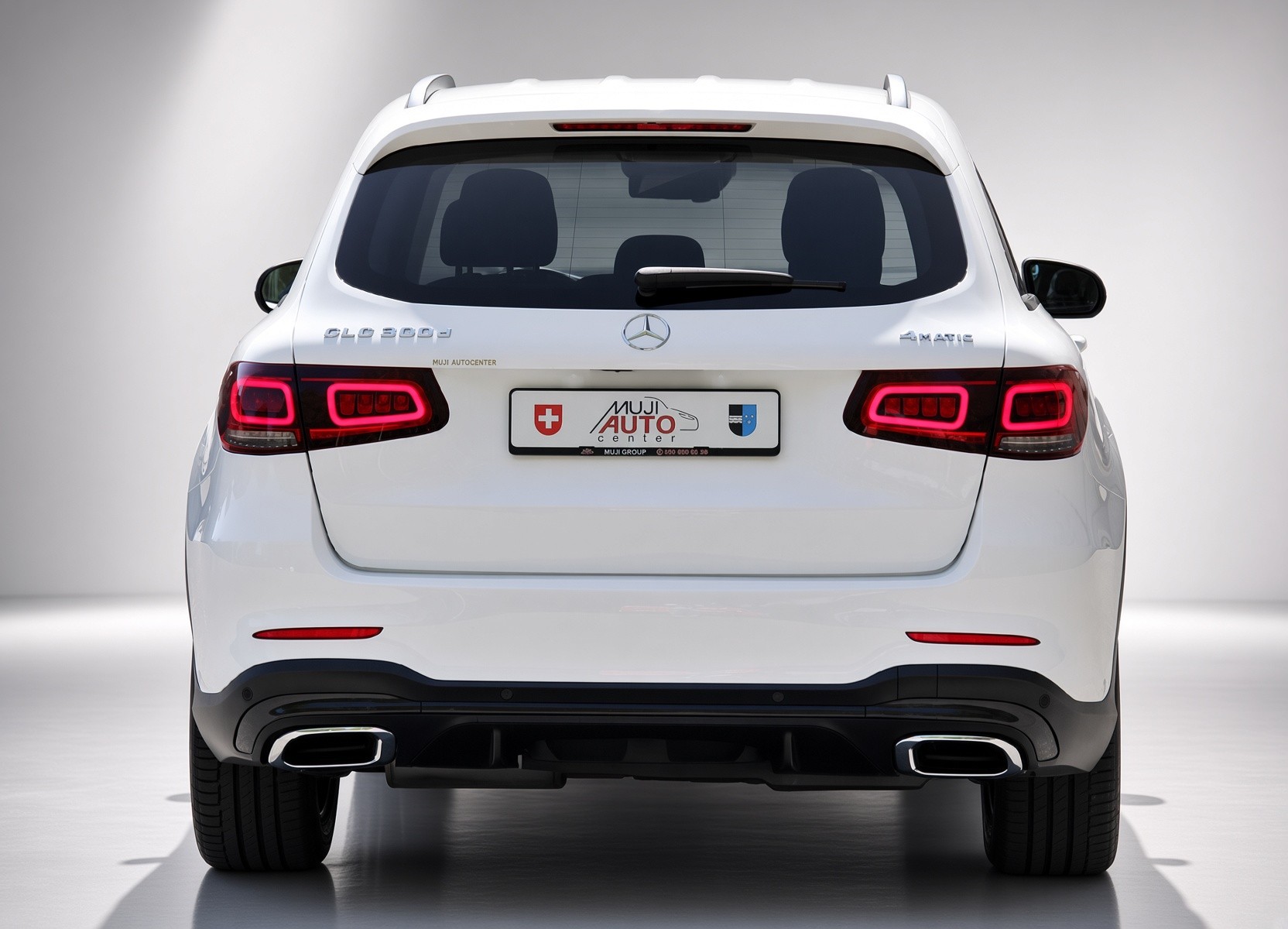 MERCEDES-BENZ GLC 300 d AMG Line 4Matic 9G-Tronic-image-3