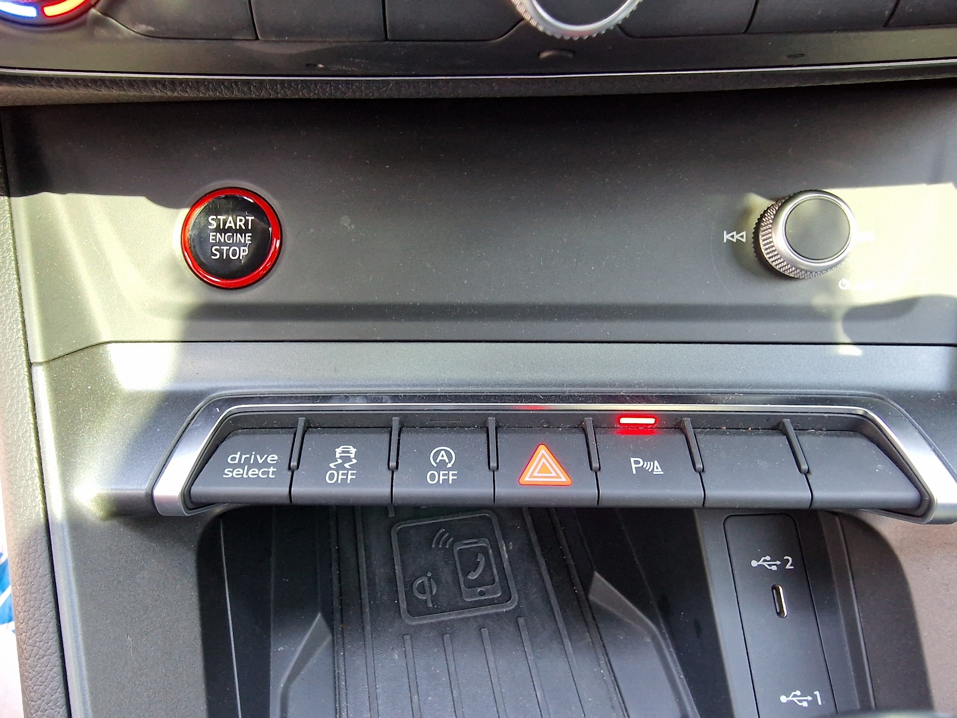 AUDI RS Q3 2.5 TFSI quattro S tronic RS Sportauspuff 24Mt Gara-image-23