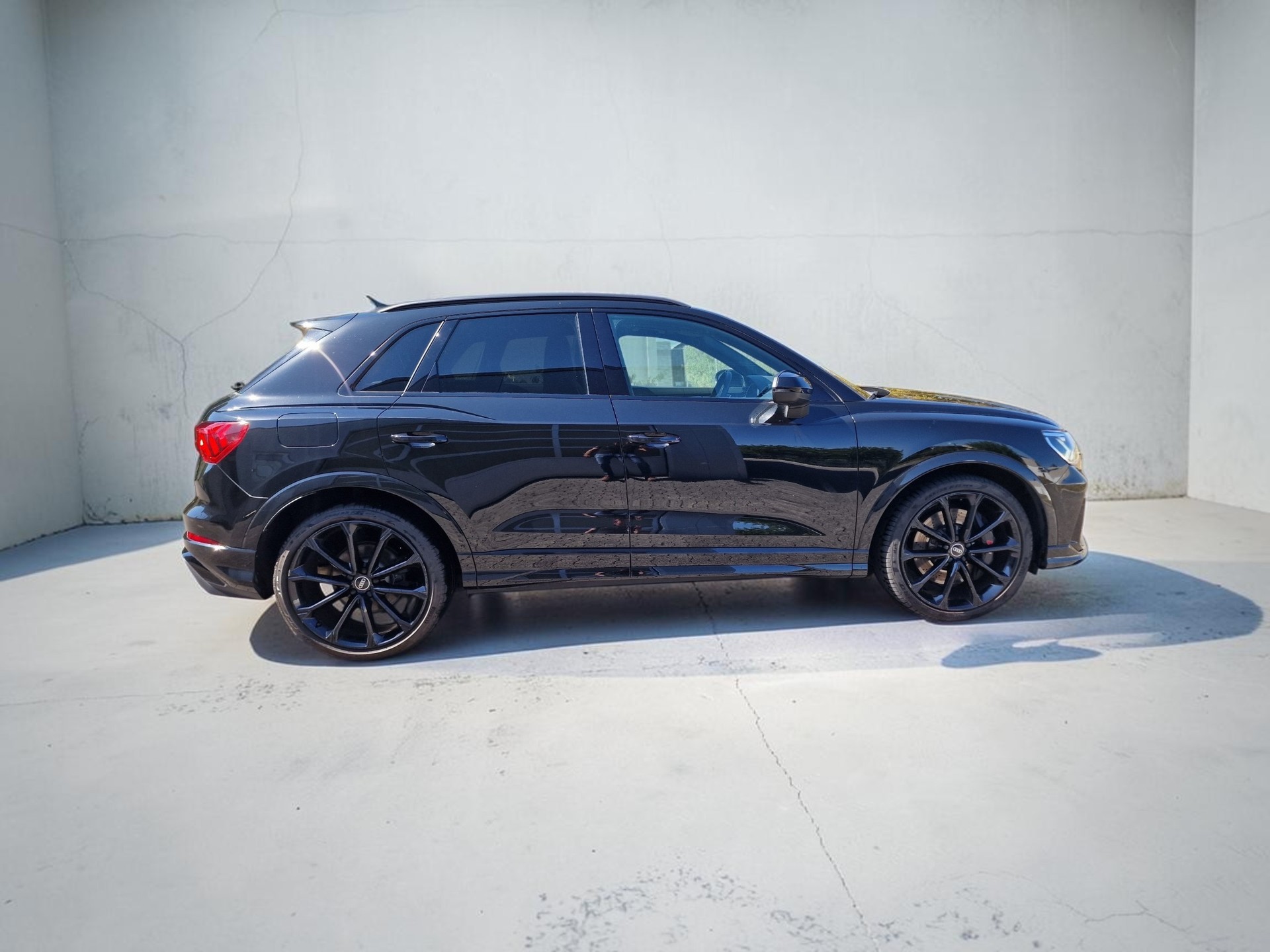 AUDI RS Q3 2.5 TFSI quattro S tronic RS Sportauspuff 24Mt Gara