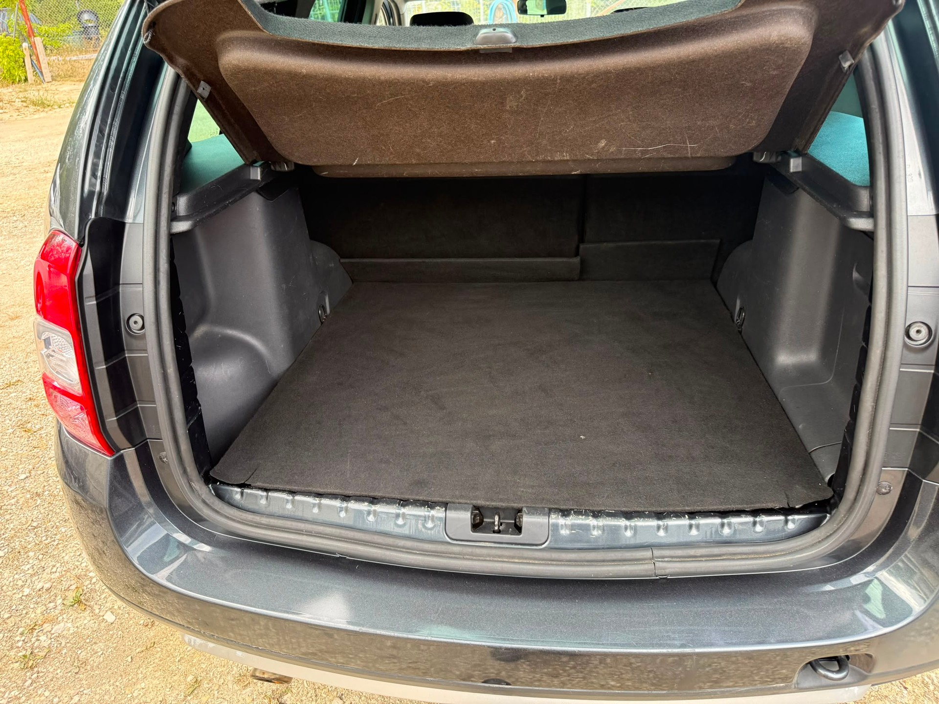DACIA Duster 1.6 4x4-image-8