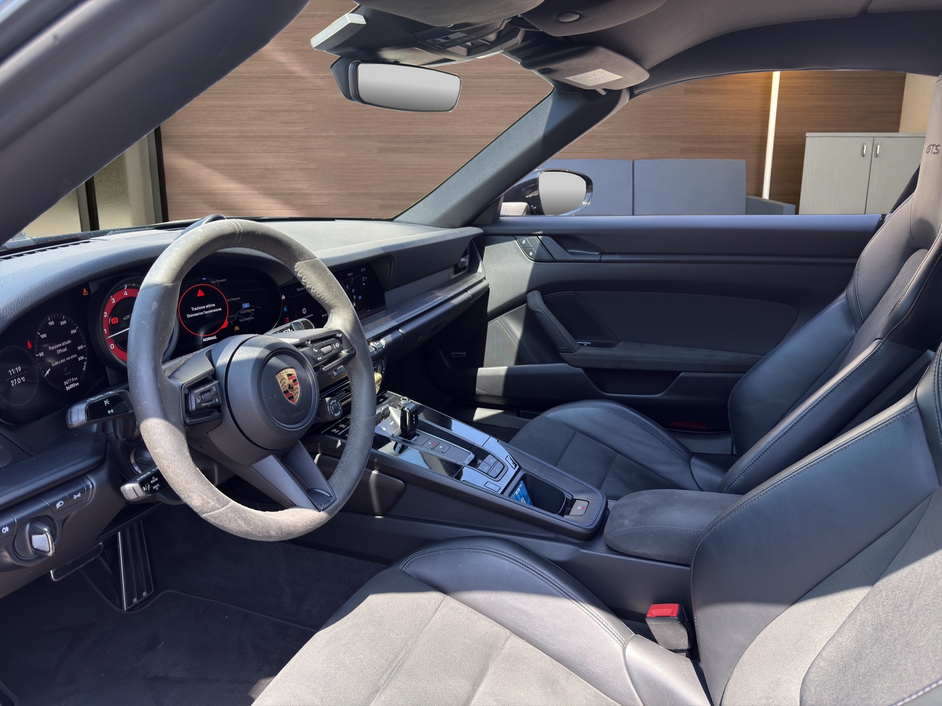 PORSCHE Carrera GTS-image-6