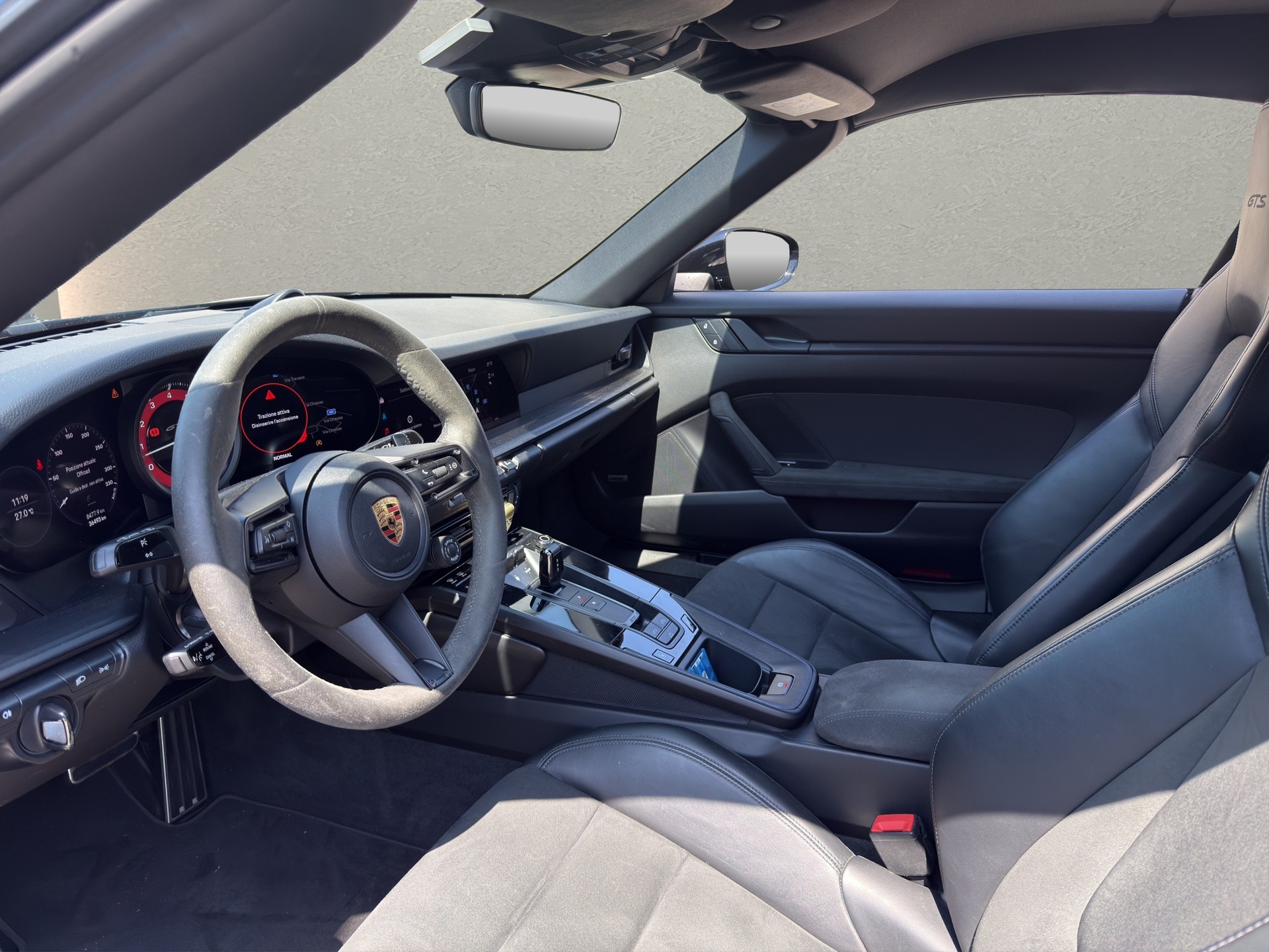 PORSCHE Carrera GTS-image-8