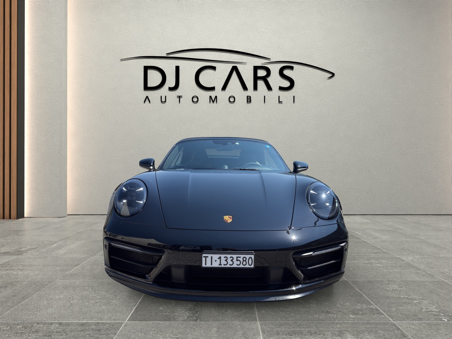 PORSCHE Carrera GTS-image-1