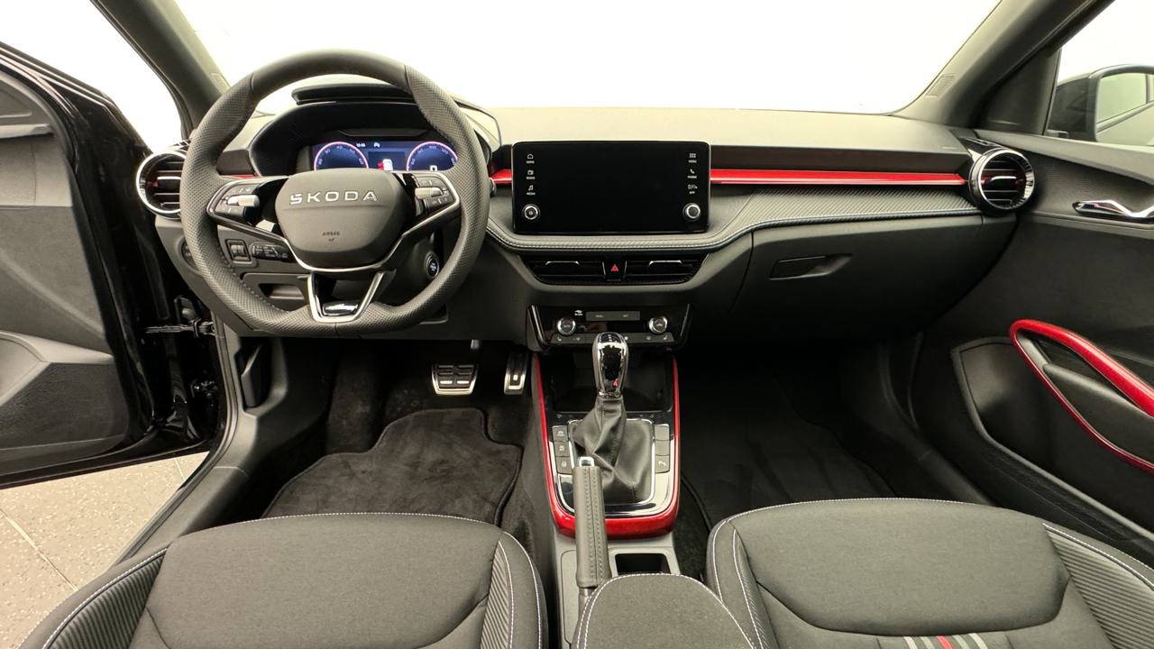 SKODA Fabia 1.0 TSI Monte Carlo DSG-image-5