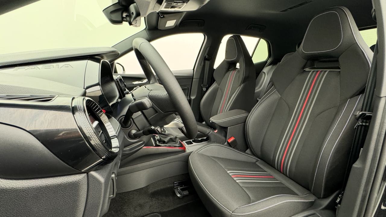 SKODA Fabia 1.0 TSI Monte Carlo DSG-image-4