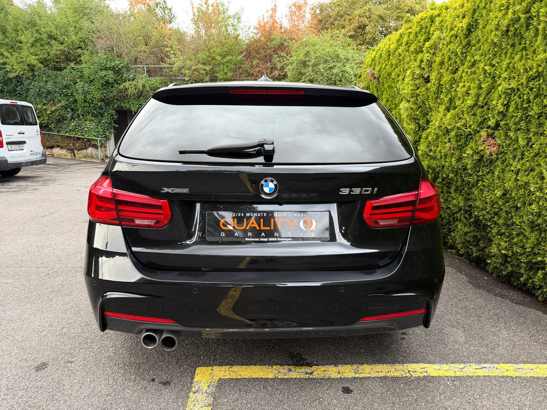 BMW 330i xDrive Touring M Sport Steptronic-image-3