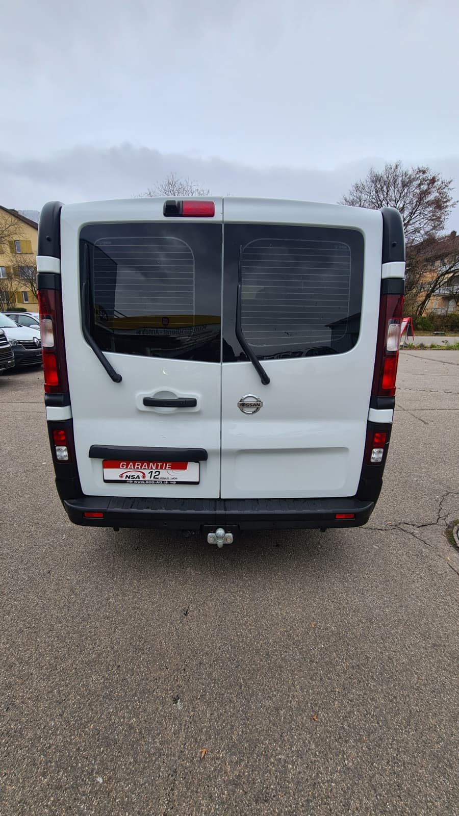 NISSAN NV300 dCi 125 2.9 L1H1 Comfort ** 3-Plätzer ** RF-Kamera ** Anh-Kupplung ** Werkstatt-Einrichtung **-image-4