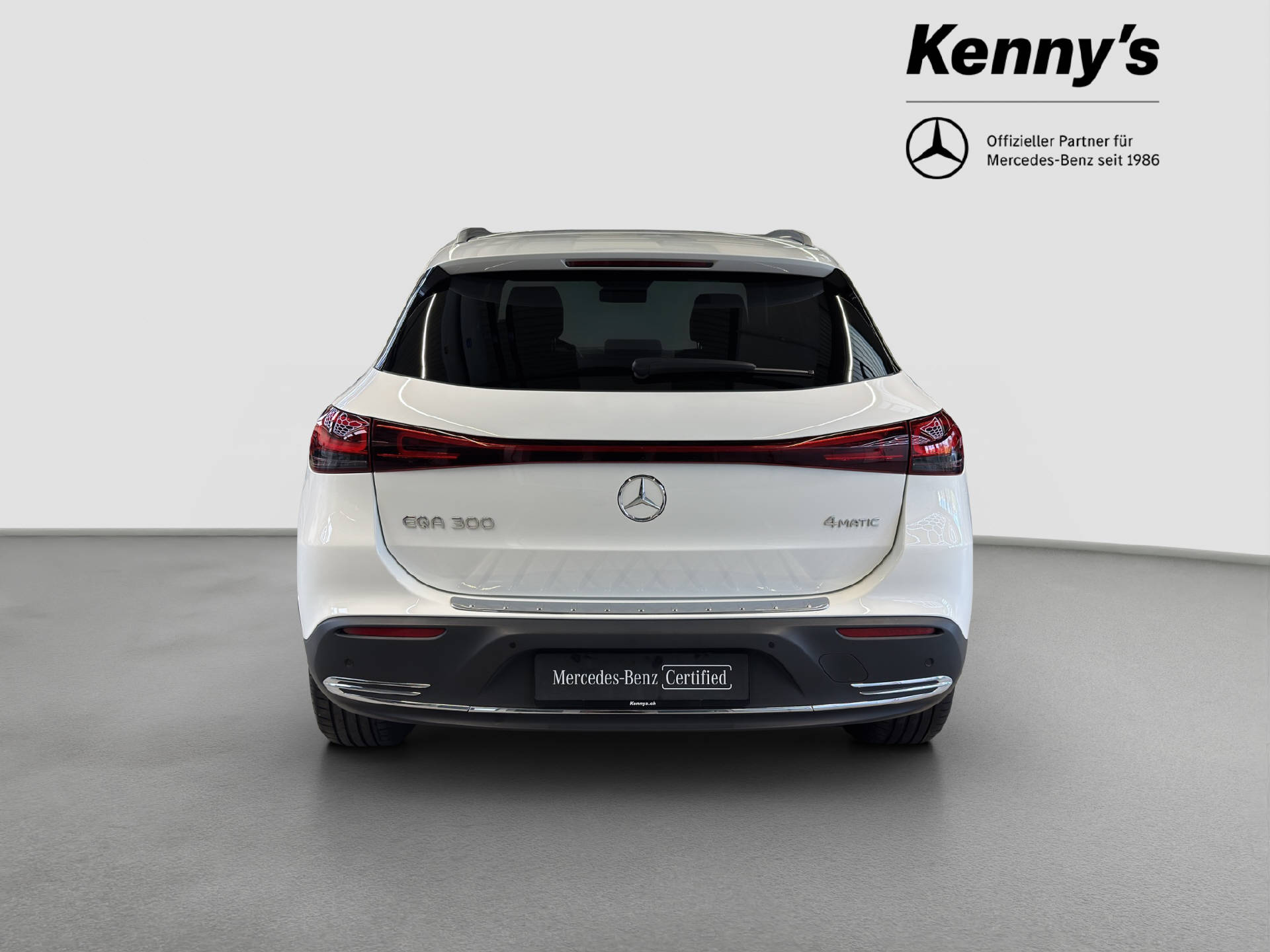 MERCEDES-BENZ EQA 300 4MATIC Swiss Star-image-4