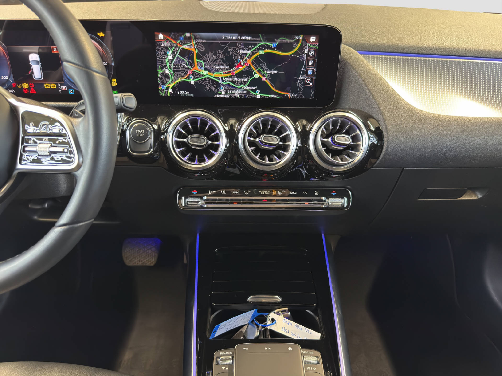MERCEDES-BENZ EQA 300 4MATIC Swiss Star-image-9