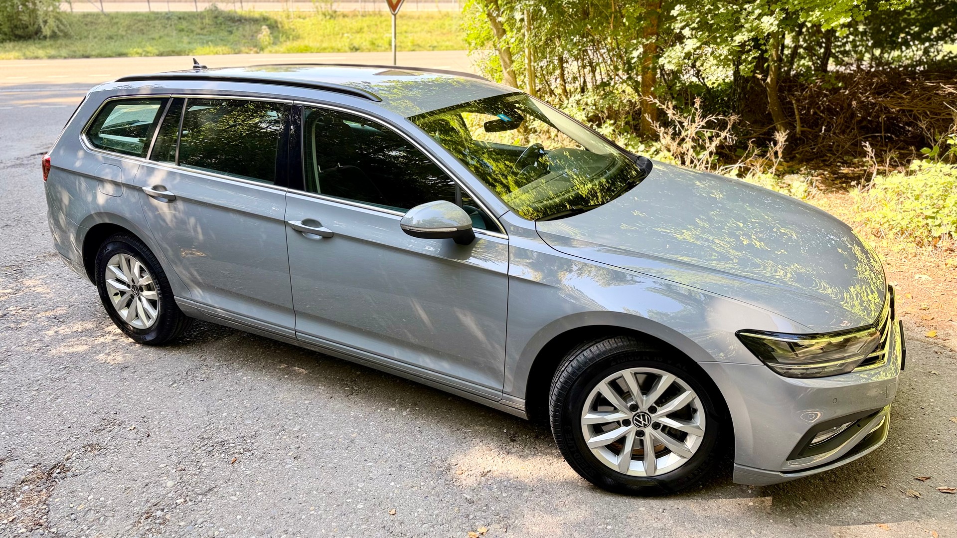 VW 2.0 TDI 150 Business DSG-image-4