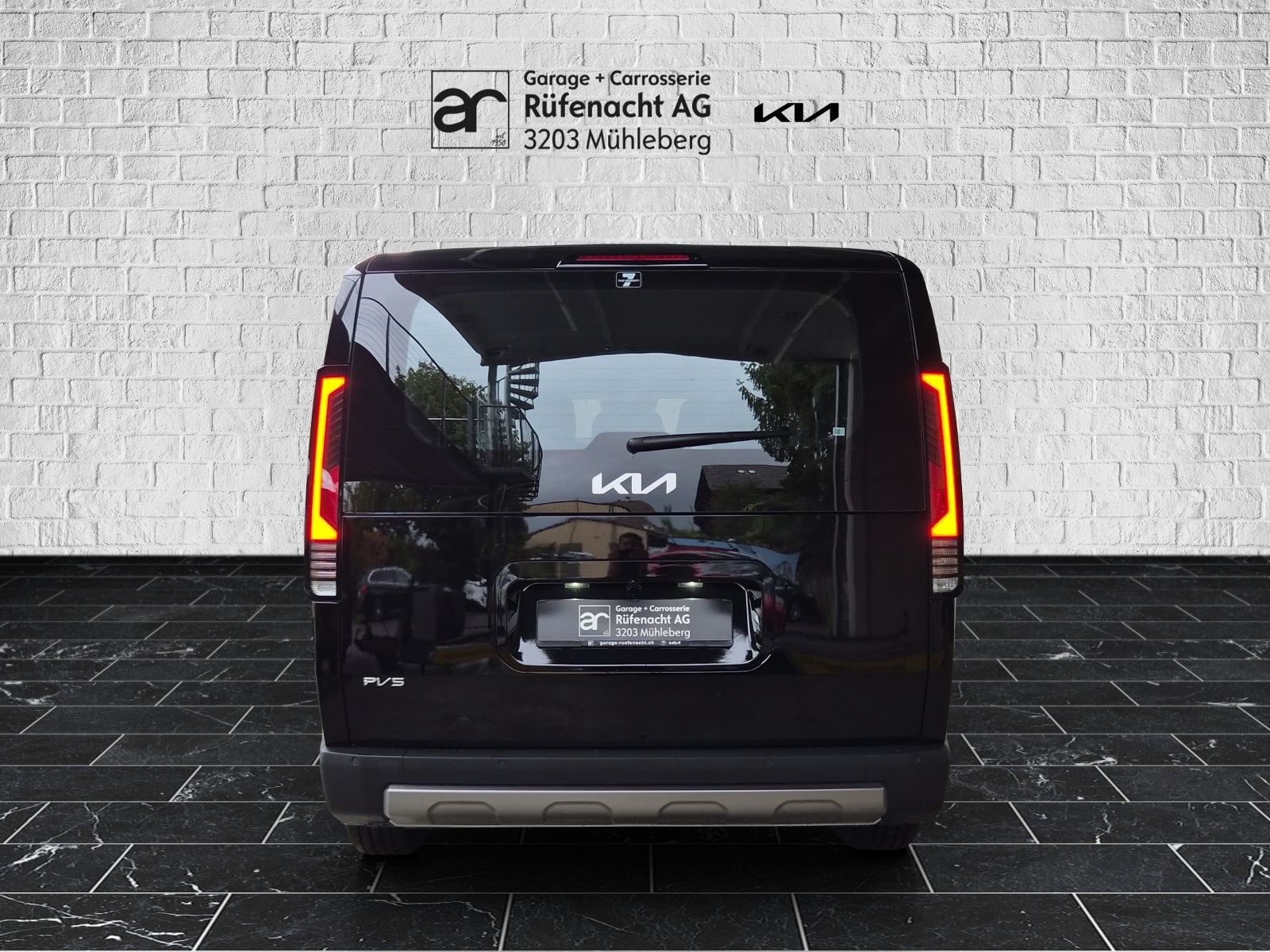 KIA PV5 Passenger 71.2 kWh Elite-showroom-element-3