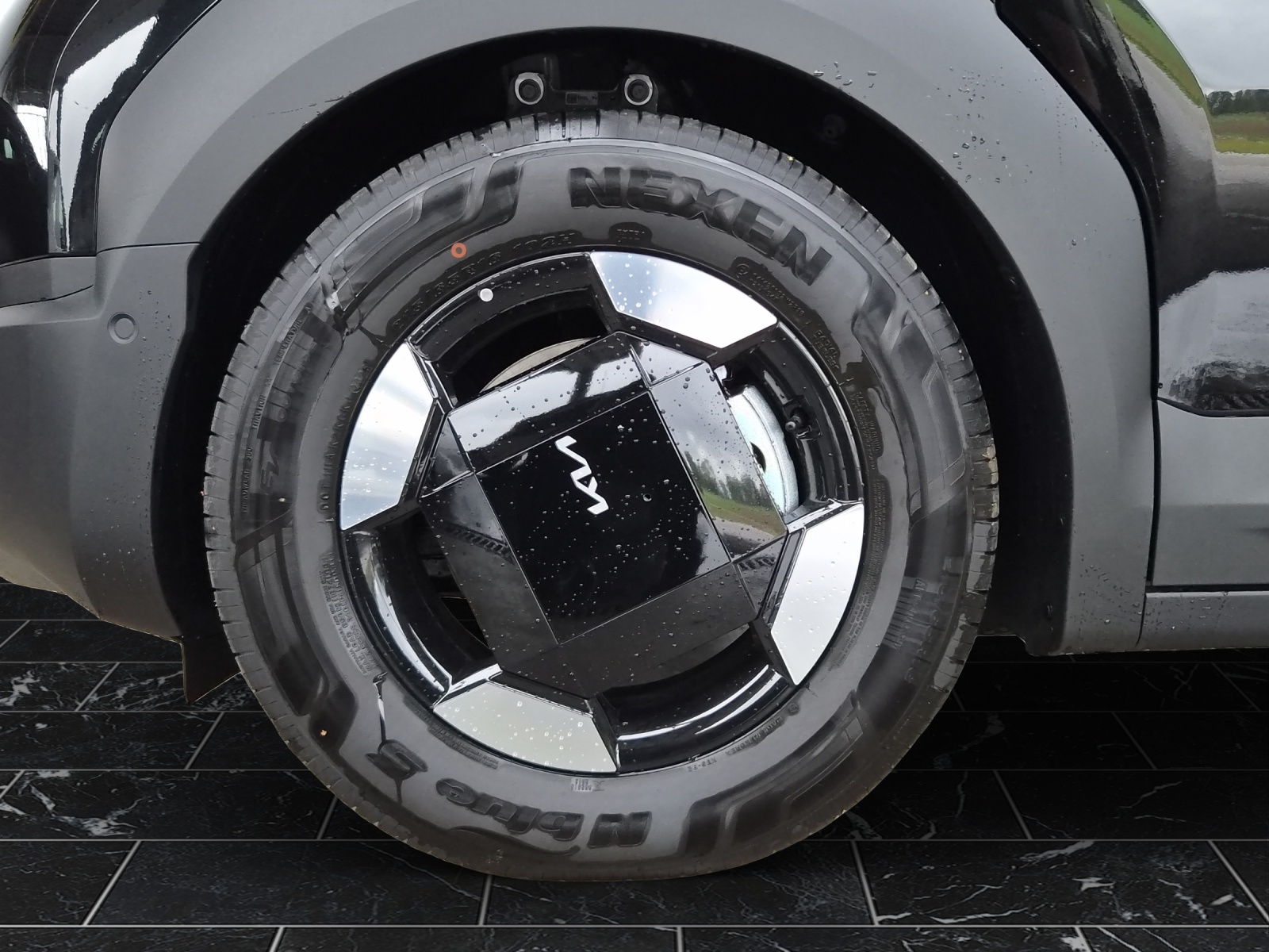 KIA PV5 Passenger 71.2 kWh Elite-image-10