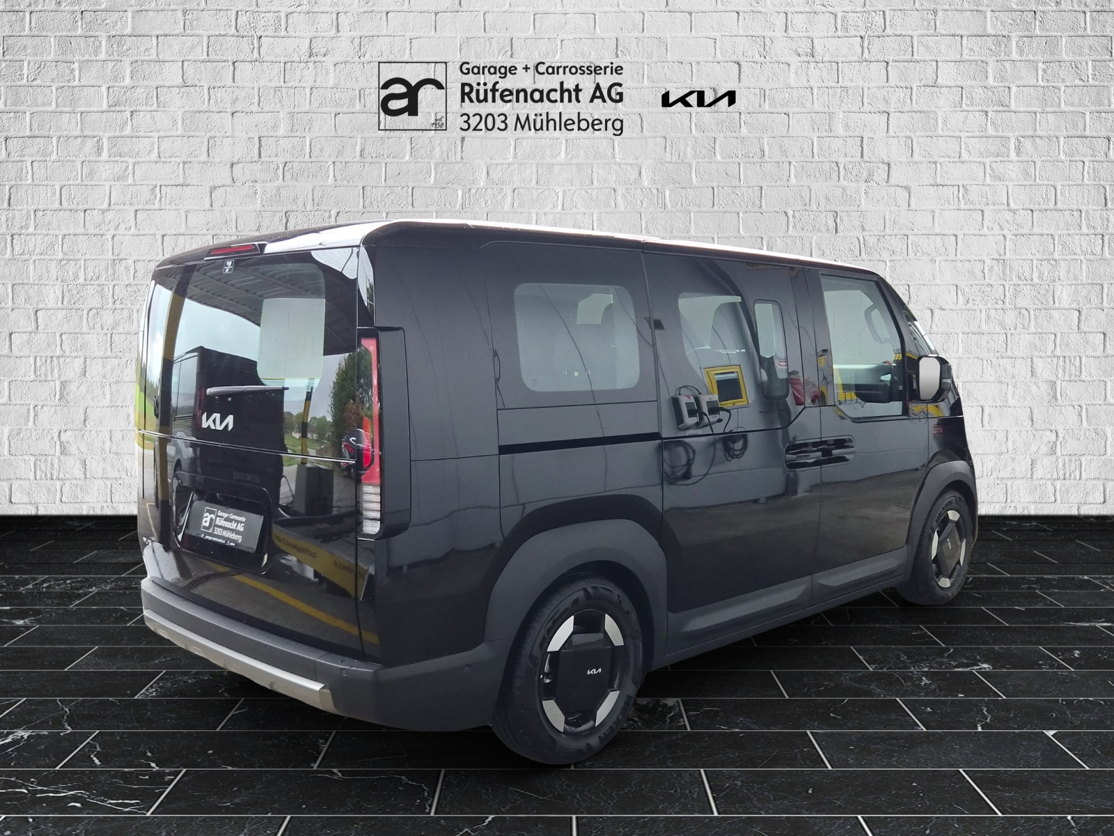 KIA PV5 Passenger 71.2 kWh Elite-showroom-element-1