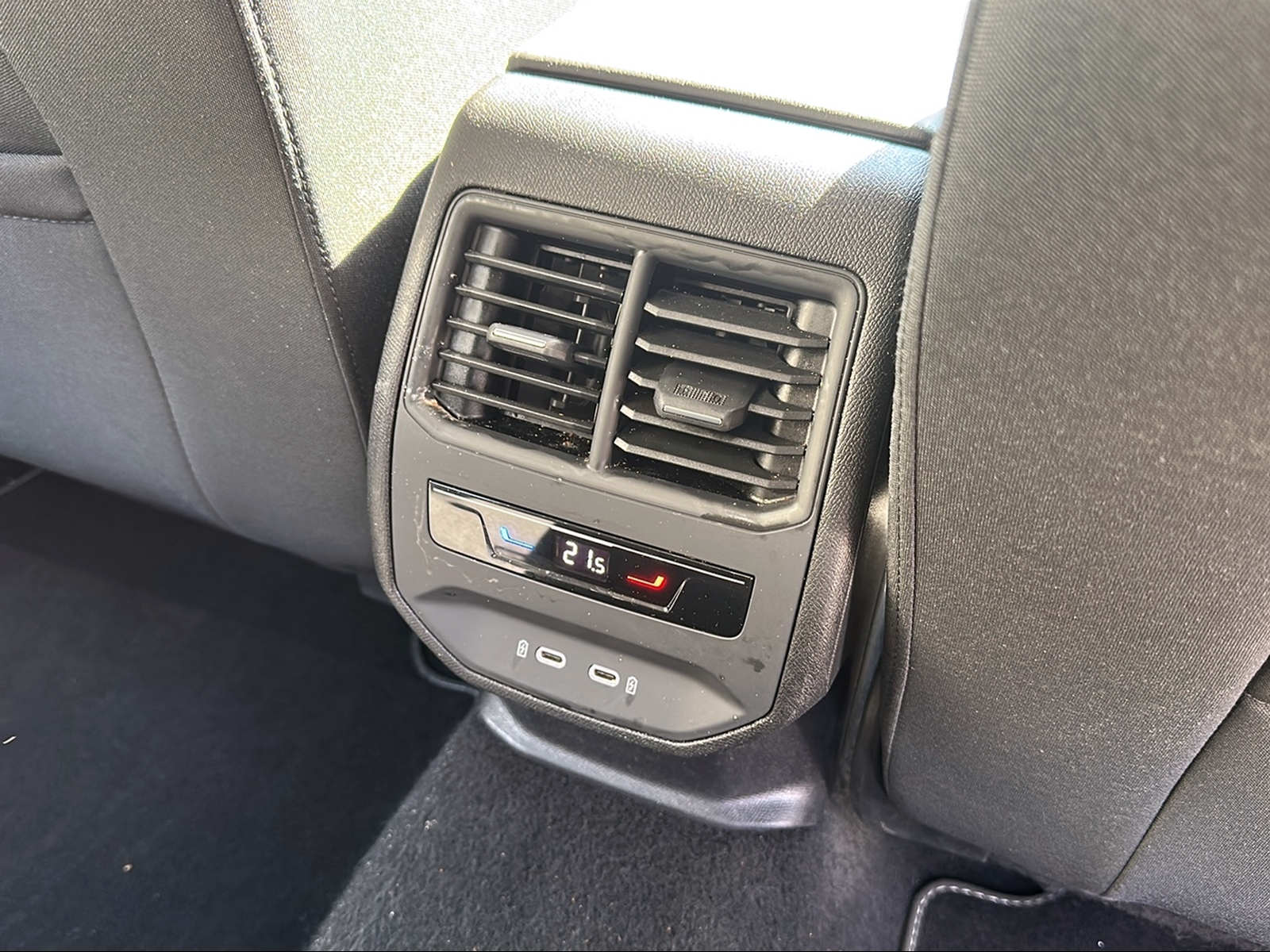 SEAT Leon ST 1.0 eTSI mHEV DSG Style-image-16