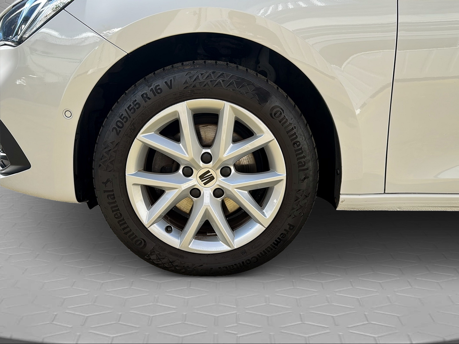 SEAT Leon ST 1.0 eTSI mHEV DSG Style-image-8