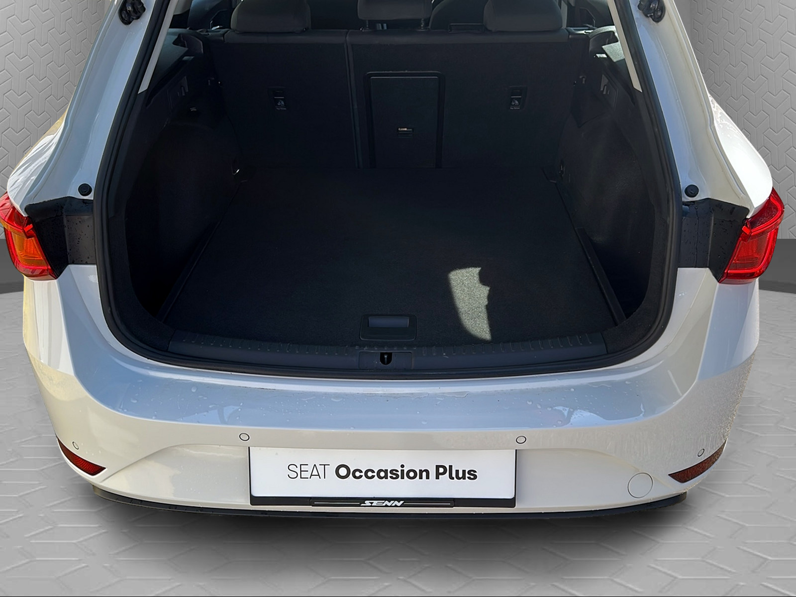 SEAT Leon ST 1.0 eTSI mHEV DSG Style-image-9