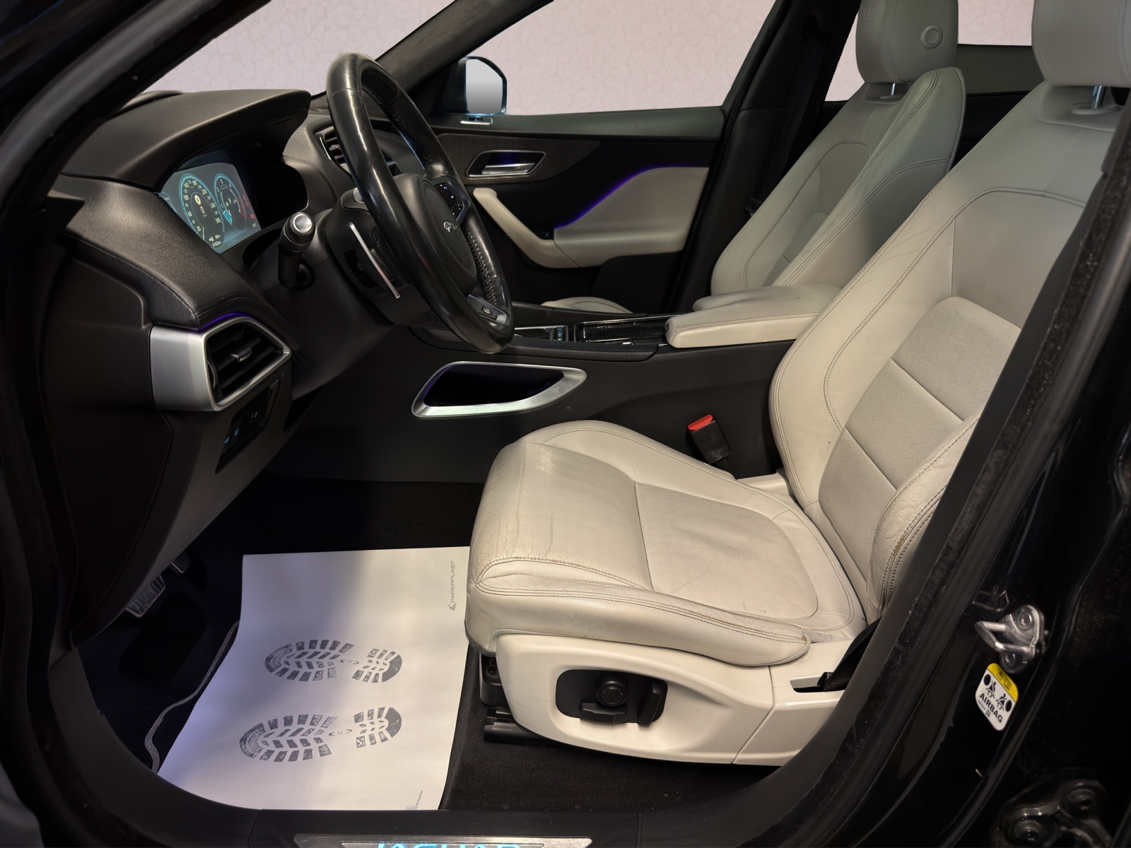 JAGUAR F-Pace 3.0 TD R-Sport AWD Automatik-image-10